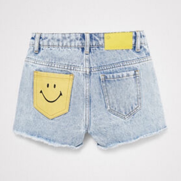 Desigual High Waisted Light Stone Wash Cut Off Smiley Face Jean Shorts - Picture 5 of 16